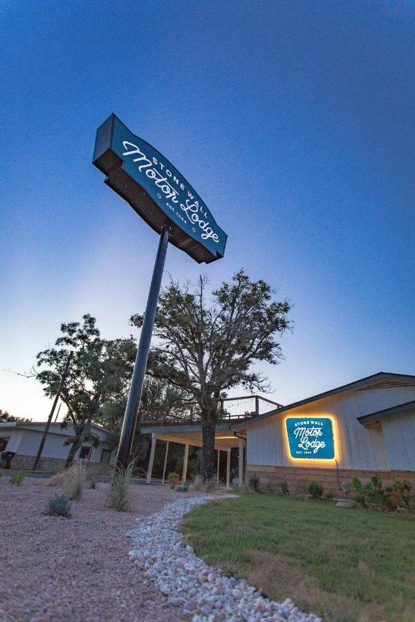 Stonewall Motor Lodge Esterno foto
